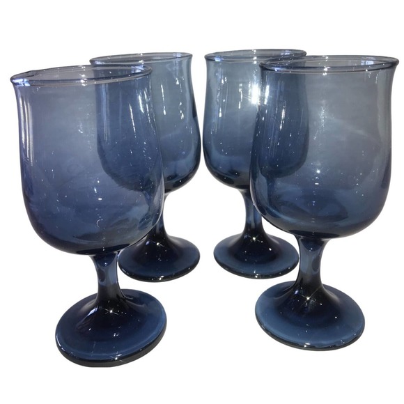 Tulip Wine Goblet- Smokey Blue. Handblown Set of 4. Wine/Water Goblet - Picture 1 of 6